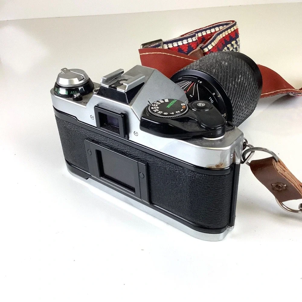 Canon AE-1 Program 35mm Film Camera w/ Tokina 70-210mm Lens TESTED GOOD * READ